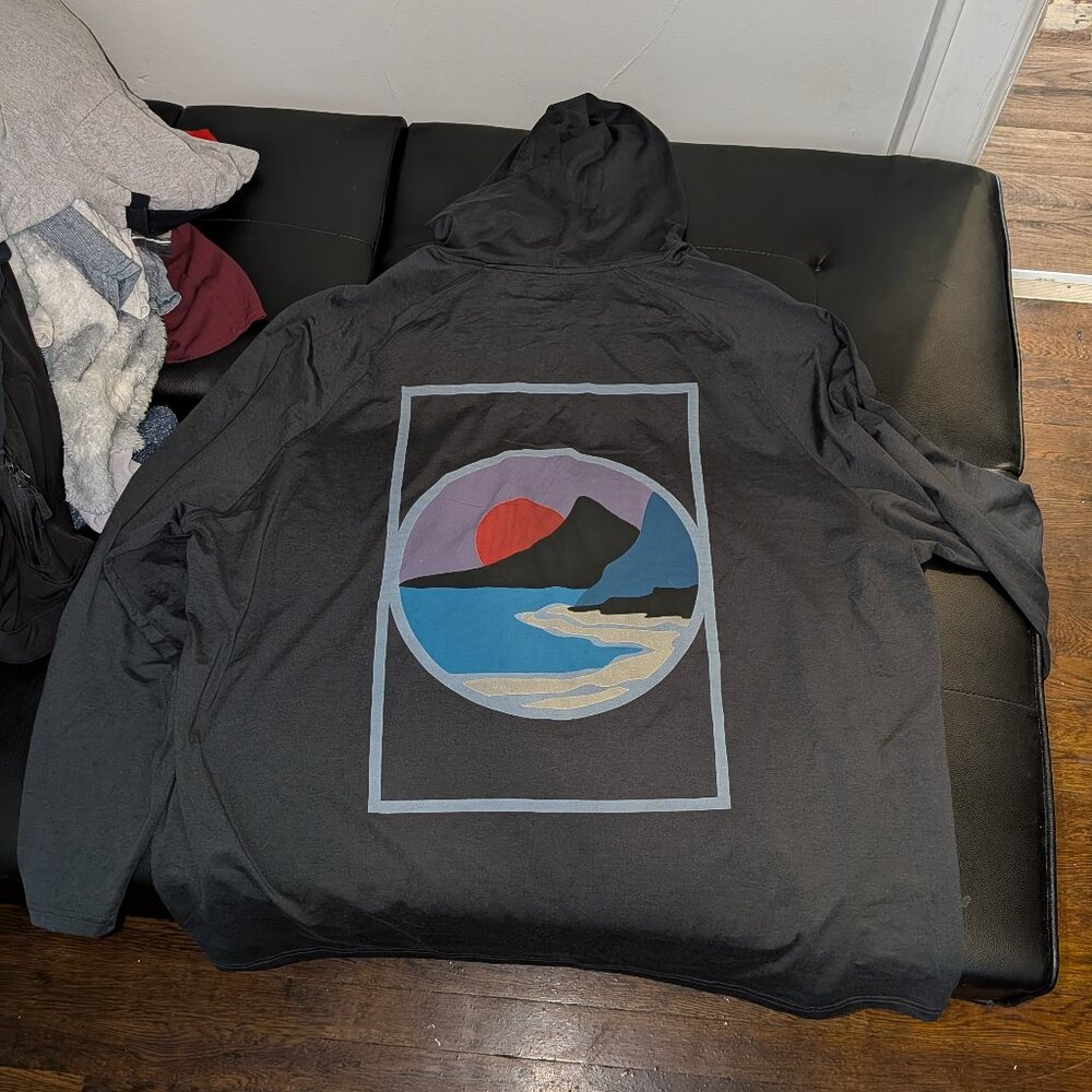 Black Sweatshirt